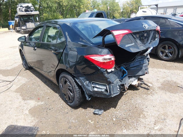 45931947 :رقم المزاد ، 5YFBURHE1HP571094 vin ، 2017 Toyota Corolla Le مزاد بيع