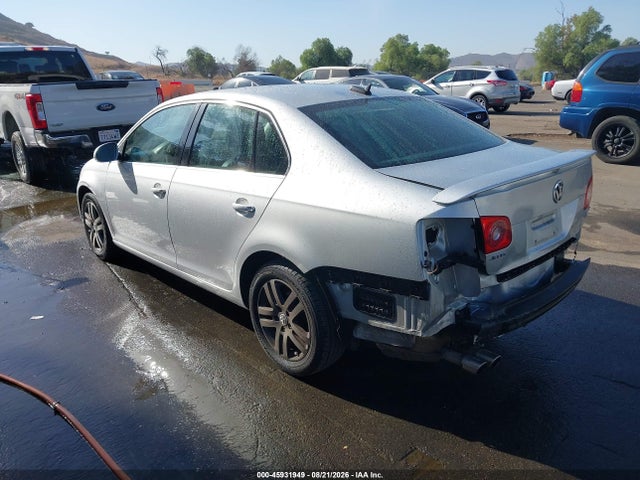 2005 Volkswagen Jetta 2.5 მანქანა იყიდება აუქციონზე, vin: 3VWDG71K25M609064, აუქციონის ნომერი: 45931949