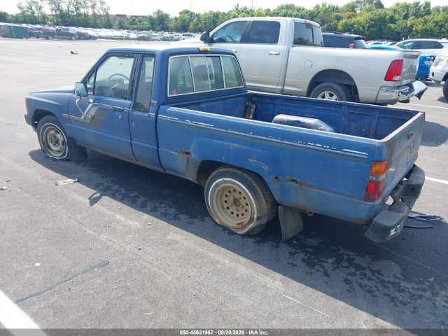 45931967 :رقم المزاد ، JT4RN56S2F0135357 vin ، 1985 Toyota Pickup Xtracab Rn56 Sr5 مزاد بيع