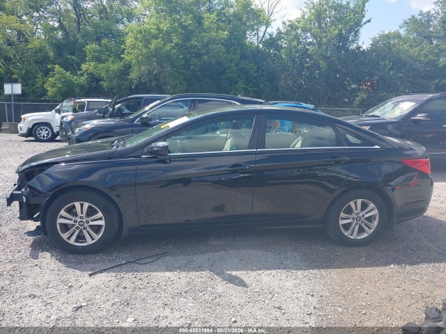 2013 Hyundai Sonata Gls მანქანა იყიდება აუქციონზე, vin: 5NPEB4AC1DH621711, აუქციონის ნომერი: 45931984