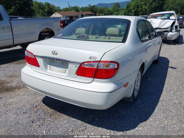 Продажа на аукционе авто 2000 Infiniti I30 Luxury/touring, vin: JNKCA31AXYT102840, номер лота: 45931991