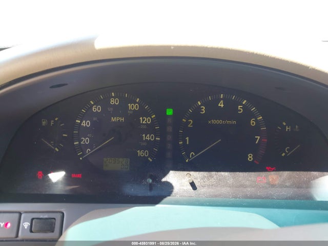 Продажа на аукционе авто 2000 Infiniti I30 Luxury/touring, vin: JNKCA31AXYT102840, номер лота: 45931991