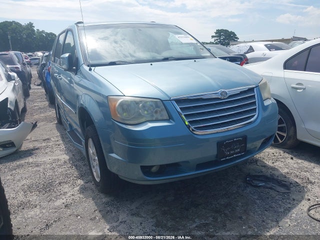 45932000 :رقم المزاد ، 2A4RR5D17AR243996 vin ، 2010 Chrysler Town & Country Touring مزاد بيع