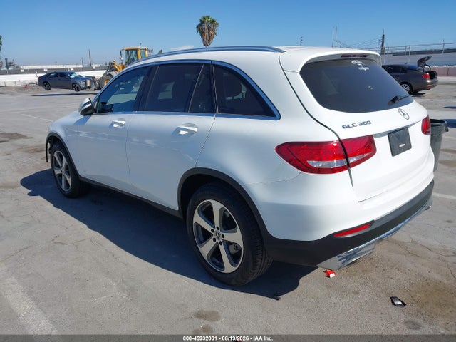 Mercedes-Benz GLC 300 2017 WDC0G4JB8HF242895 Image 3
