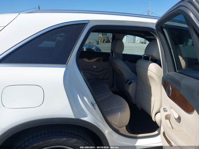 Mercedes-Benz GLC 300 2017 WDC0G4JB8HF242895 Image 8