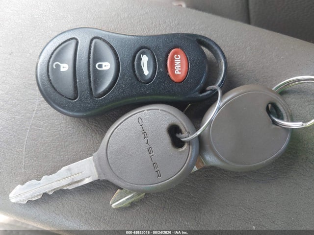 45932016 :رقم المزاد ، 1C3EL55U61N631043 vin ، 2001 Chrysler Sebring Lxi مزاد بيع