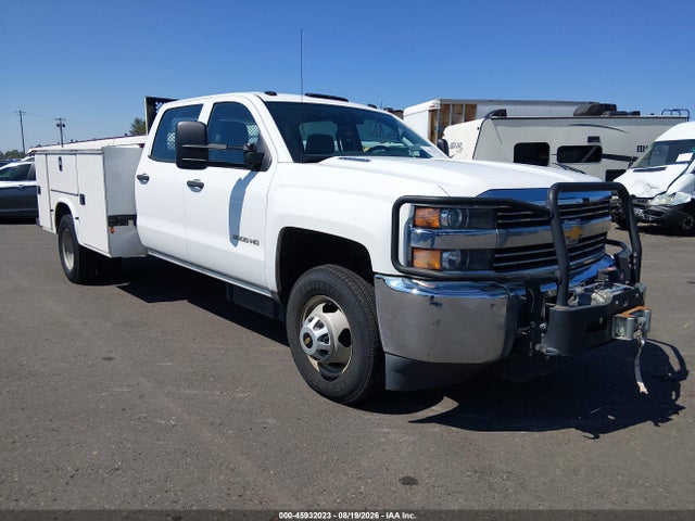 Chevrolet Silverado 3500hd Chassis Wt 2015 1GB4KYC89FF656235 main image