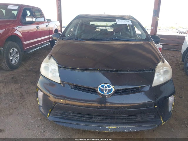 Toyota Prius Two 2015 JTDKN3DU0F1965517 Image 6