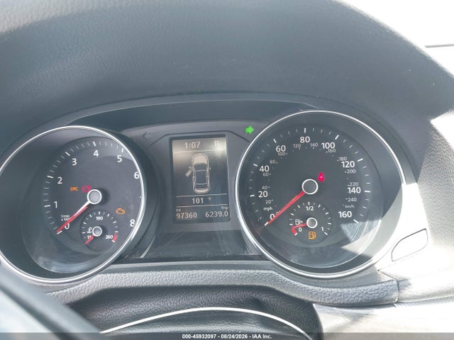1VWBT7A36HC082485 Volkswagen Passat 1.8t Se