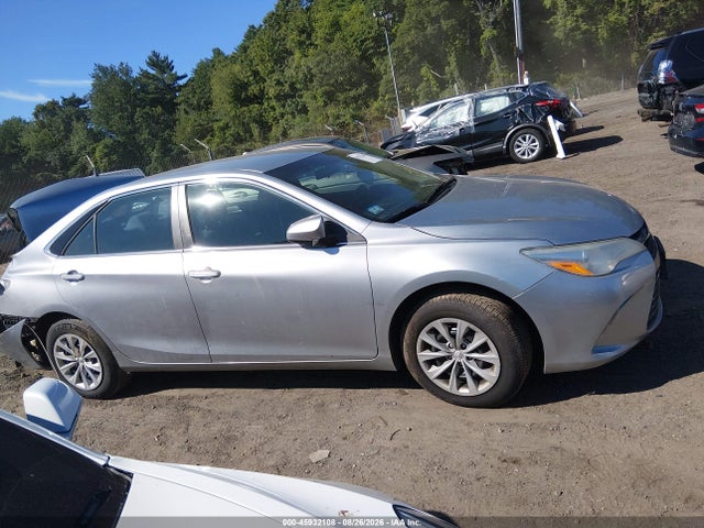 Продаж на аукціоні авто 2017 Toyota Camry Le, vin: 4T1BF1FK3HU312318, номер лоту: 45932108