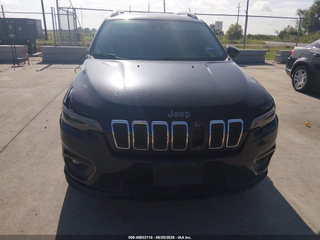 45932110 :رقم المزاد ، 1C4PJLLB2MD211435 vin ، 2021 Jeep Cherokee Latitude Plus Fwd مزاد بيع