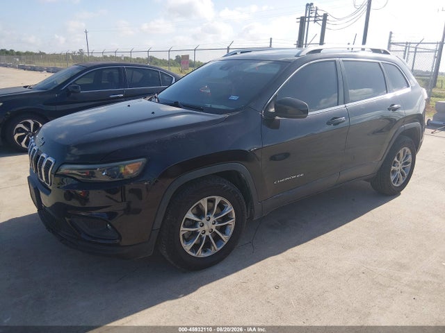 45932110 :رقم المزاد ، 1C4PJLLB2MD211435 vin ، 2021 Jeep Cherokee Latitude Plus Fwd مزاد بيع
