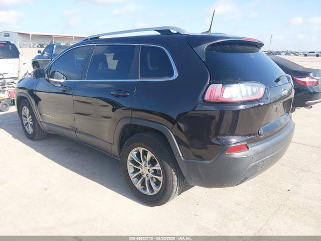 45932110 :رقم المزاد ، 1C4PJLLB2MD211435 vin ، 2021 Jeep Cherokee Latitude Plus Fwd مزاد بيع