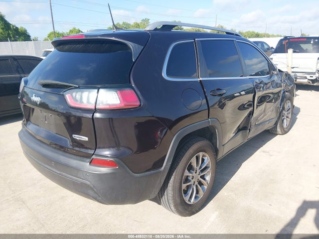 45932110 :رقم المزاد ، 1C4PJLLB2MD211435 vin ، 2021 Jeep Cherokee Latitude Plus Fwd مزاد بيع