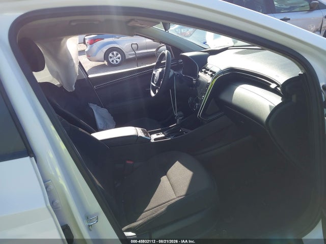 Продажа на аукционе авто 2022 Hyundai Tucson Sel, vin: 5NMJBCAE7NH148003, номер лота: 45932112