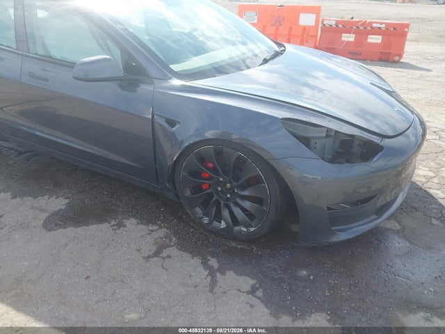 2023 Tesla Model 3 Performance Dual Motor All-wheel Drive მანქანა იყიდება აუქციონზე, vin: 5YJ3E1EC7PF421006, აუქციონის ნომერი: 45932139