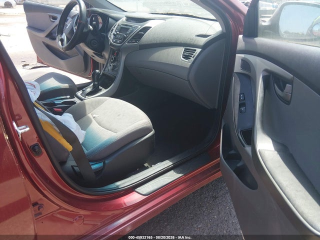 5NPDH4AE5GH796284 Hyundai ELANTRA SE