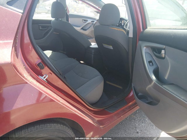 5NPDH4AE5GH796284 Hyundai ELANTRA SE