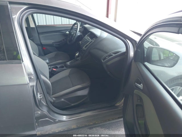 1FADP3F20EL272485 Ford FOCUS SE