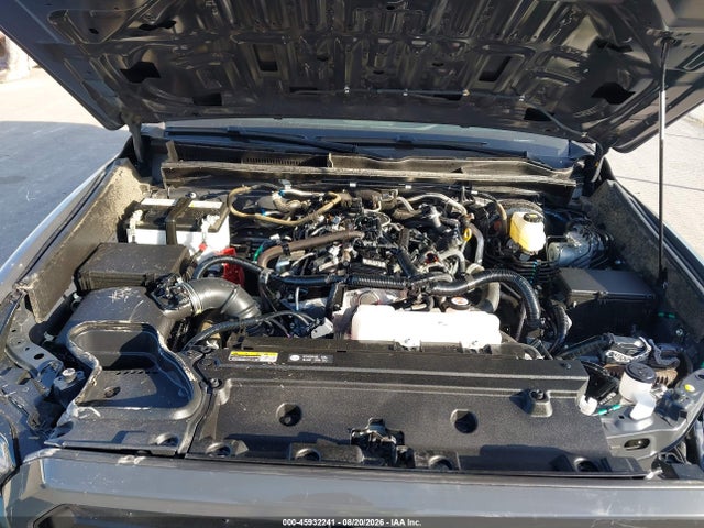 Toyota 4RUNNER SR5 2025 JTEVA5AR5S5000672 Image 10