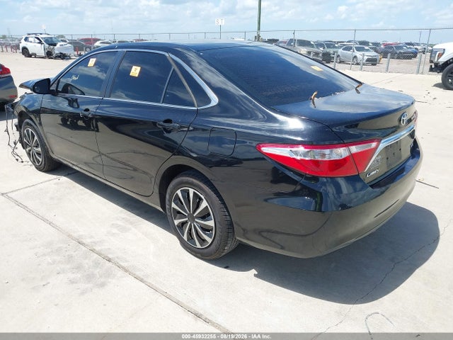 Toyota CAMRY LE 2017 4T1BF1FK4HU651265 Image 3