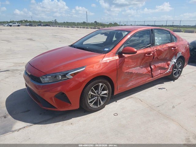 KIA Forte Lxs 2023 3KPF24AD2PE646588 Image 2