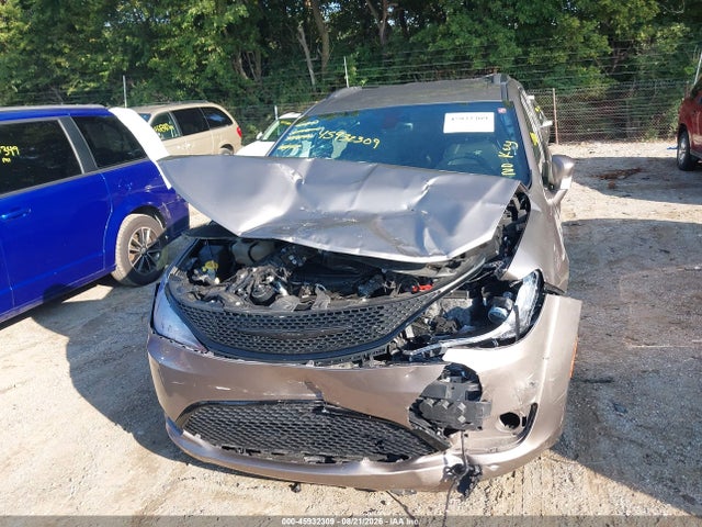 45932309 :رقم المزاد ، 2C4RC1EG0JR332781 vin ، 2018 Chrysler Pacifica Touring L Plus مزاد بيع