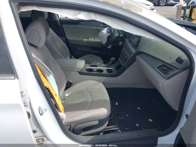 5NPE24AF8FH014105 Hyundai SONATA SE