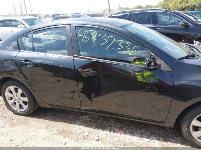 Aukcja sprzedaży 2011 Mazda Mazda3 I Touring, vin: JM1BL1VGXB1447007, numer aukcji: 45932335