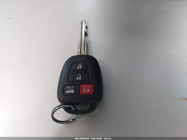 45932388 :رقم المزاد ، 4T1BF1FK0CU501422 vin ، 2012 Toyota Camry Se مزاد بيع