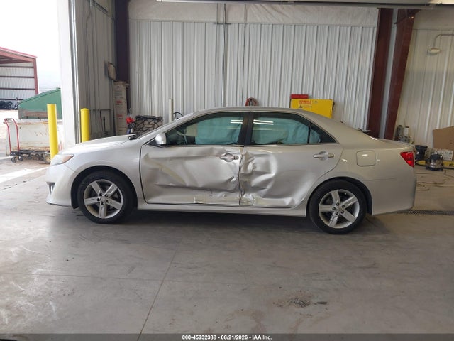 45932388 :رقم المزاد ، 4T1BF1FK0CU501422 vin ، 2012 Toyota Camry Se مزاد بيع