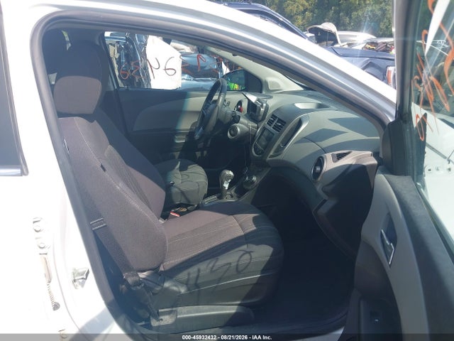 45932432 :رقم المزاد ، 1G1JC5SH8E4144075 vin ، 2014 Chevrolet Sonic Lt Auto مزاد بيع
