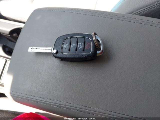 Продаж на аукціоні авто 2019 Hyundai Tucson Se, vin: KM8J2CA42KU999651, номер лоту: 45932433