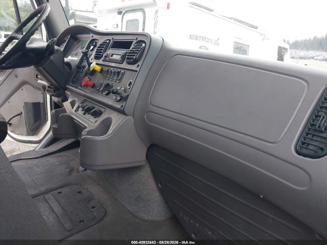 Auction sale of the 2016 Freightliner M2 112 Medium Duty, vin: 1FUJC5DV7GHHN6074, lot number: 45932443