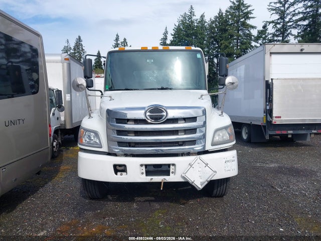 Hino 238/258/268 2017 5PVNE8JV2H4S56399 Image 16