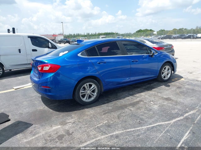 45932492 :رقم المزاد ، 1G1BE5SM7H7117190 vin ، 2017 Chevrolet Cruze Lt Auto مزاد بيع
