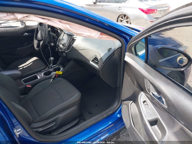 45932492 :رقم المزاد ، 1G1BE5SM7H7117190 vin ، 2017 Chevrolet Cruze Lt Auto مزاد بيع