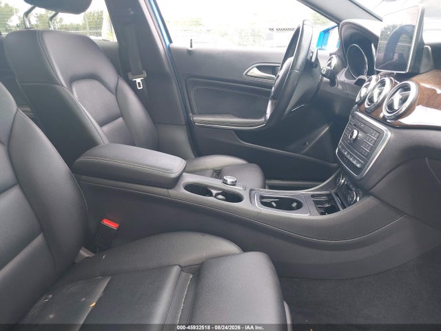 45932518 :رقم المزاد ، WDCTG4GB5GJ252610 vin ، 2016 Mercedes-benz Gla 250 4matic مزاد بيع