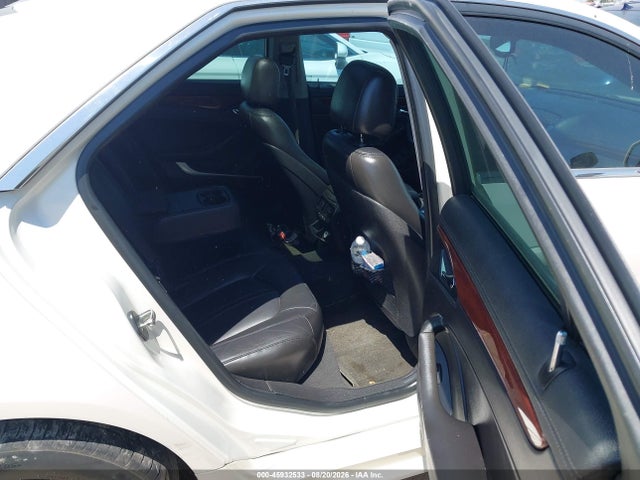 45932533 :رقم المزاد ، 1G6DF5EY5B0139008 vin ، 2011 Cadillac Cts Luxury مزاد بيع