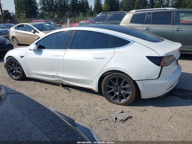2019 Tesla Model 3 Long Range/performance მანქანა იყიდება აუქციონზე, vin: 5YJ3E1EB2KF211588, აუქციონის ნომერი: 45932552