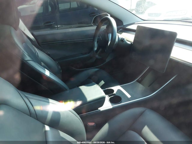 2019 Tesla Model 3 Long Range/performance მანქანა იყიდება აუქციონზე, vin: 5YJ3E1EB2KF211588, აუქციონის ნომერი: 45932552