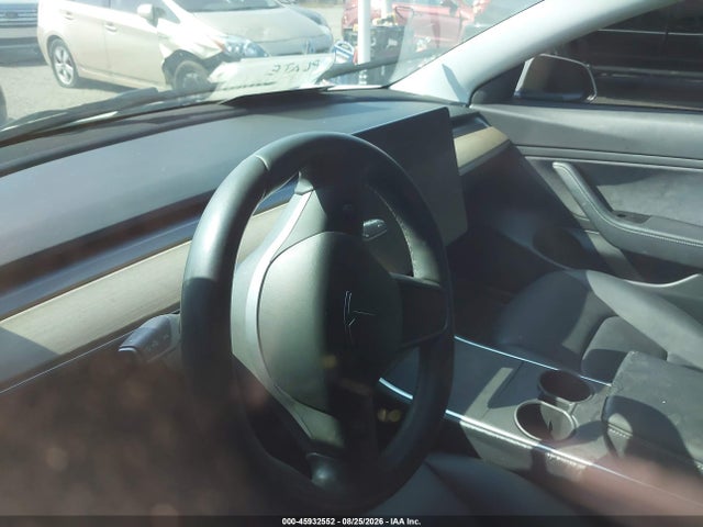 2019 Tesla Model 3 Long Range/performance მანქანა იყიდება აუქციონზე, vin: 5YJ3E1EB2KF211588, აუქციონის ნომერი: 45932552