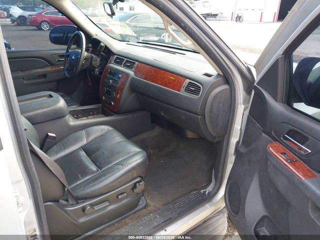 Aukcja sprzedaży 2010 Chevrolet Suburban 1500 Lt1, vin: 1GNUCJE00AR142814, numer aukcji: 45932565
