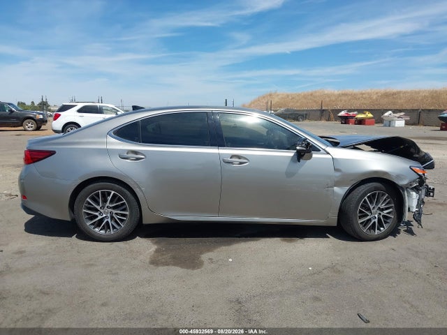 45932569 :رقم المزاد ، JTHBK1GG9H2257586 vin ، 2017 Lexus Es 350 مزاد بيع