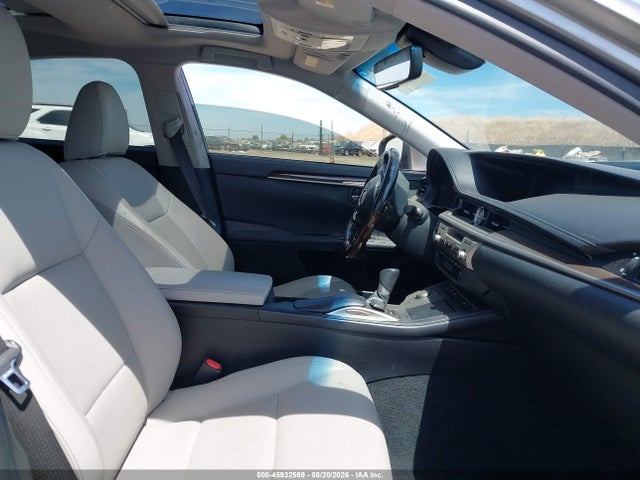 45932569 :رقم المزاد ، JTHBK1GG9H2257586 vin ، 2017 Lexus Es 350 مزاد بيع