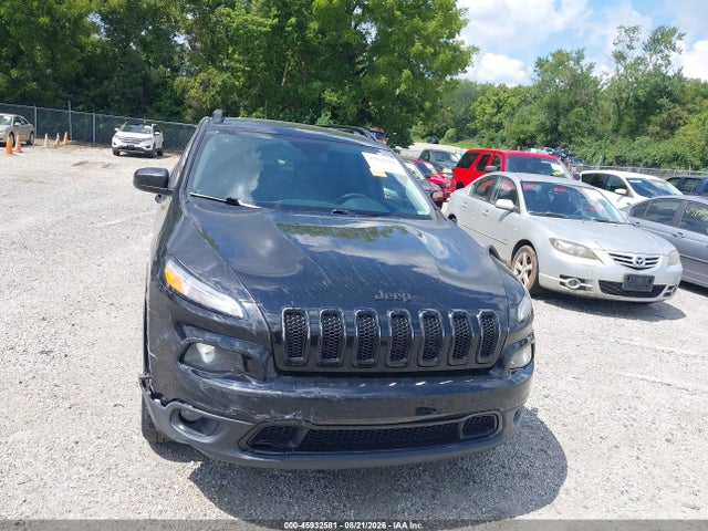 Продаж на аукціоні авто 2018 Jeep Cherokee Latitude 4x4, vin: 1C4PJMCX2JD522621, номер лоту: 45932581