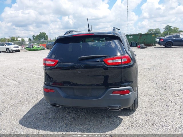 Продаж на аукціоні авто 2018 Jeep Cherokee Latitude 4x4, vin: 1C4PJMCX2JD522621, номер лоту: 45932581