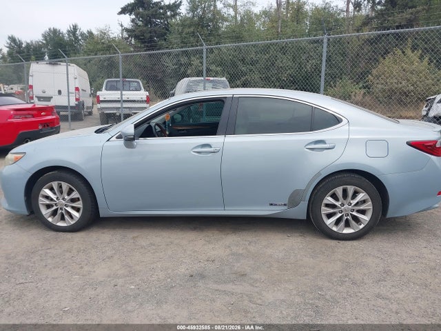 2013 Lexus Es 300h მანქანა იყიდება აუქციონზე, vin: JTHBW1GG2D2022381, აუქციონის ნომერი: 45932585