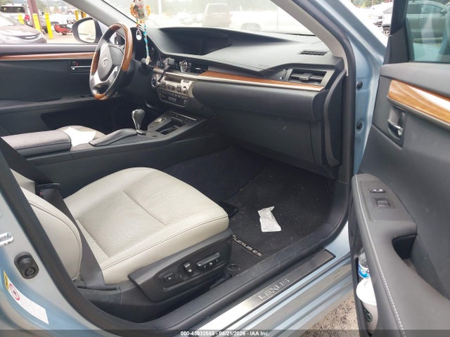 2013 Lexus Es 300h მანქანა იყიდება აუქციონზე, vin: JTHBW1GG2D2022381, აუქციონის ნომერი: 45932585
