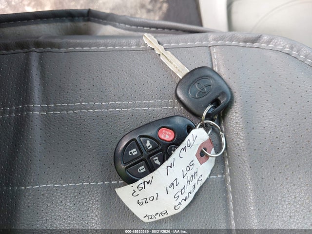 Aukcja sprzedaży 2013 Toyota Sienna Se 8 Passenger, vin: 5TDXK3DC2DS282837, numer aukcji: 45932589